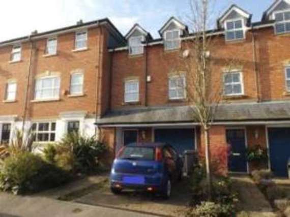 4 Bedroom Town House